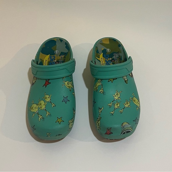 Dr. Seuss Sketchers Slip Resistant Arch Fit Clogs / Work Shoes - Picture 3 of 3